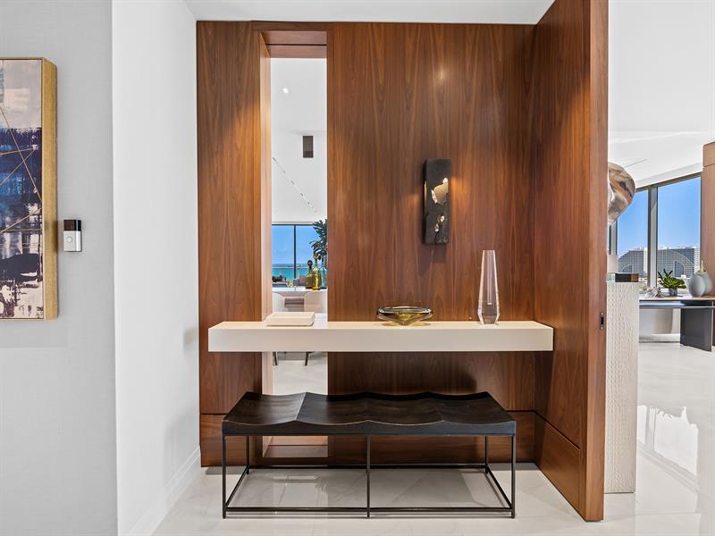 Image 22 of 91 For 920 Intracoastal Drive  Ph1