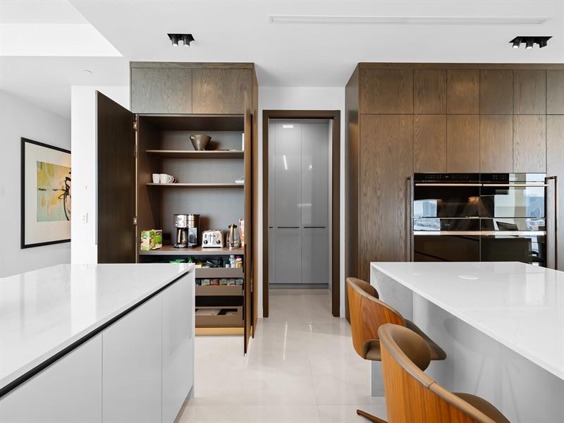 Image 45 of 91 For 920 Intracoastal Drive  Ph1