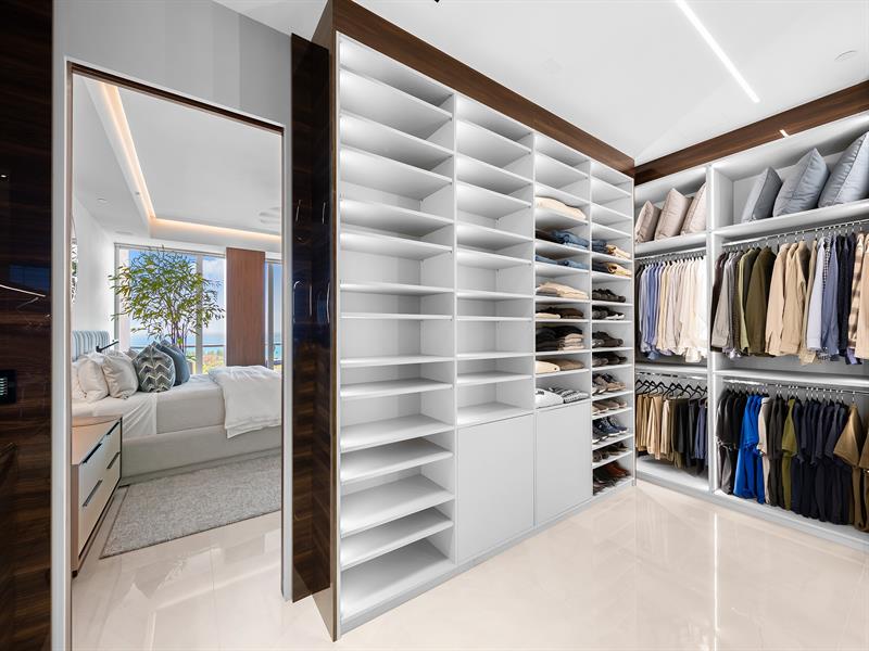 Image 57 of 91 For 920 Intracoastal Drive  Ph1