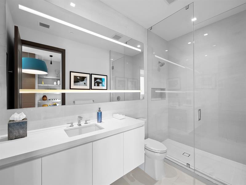 Image 72 of 91 For 920 Intracoastal Drive  Ph1