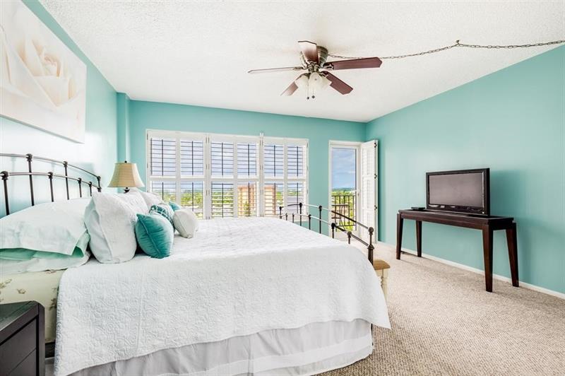 Image 11 of 23 For 405 Ocean Blvd  915