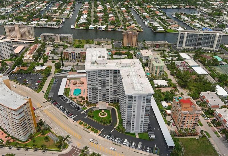 Image 22 of 23 For 405 Ocean Blvd  915