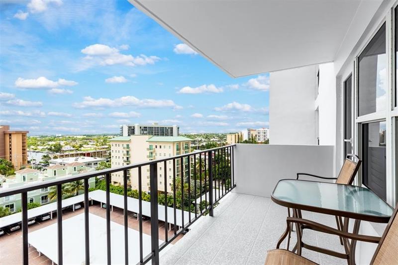 Image 3 of 23 For 405 Ocean Blvd  915