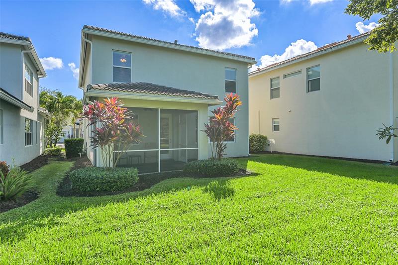 Image 38 of 43 For 964 Banyan Dr
