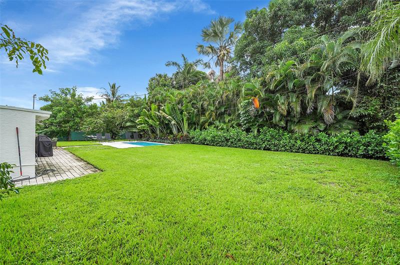 Image 41 of 48 For 400 26th Dr  