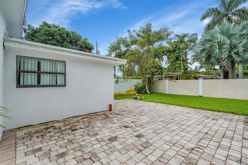 Image 47 of 48 For 400 26th Dr  