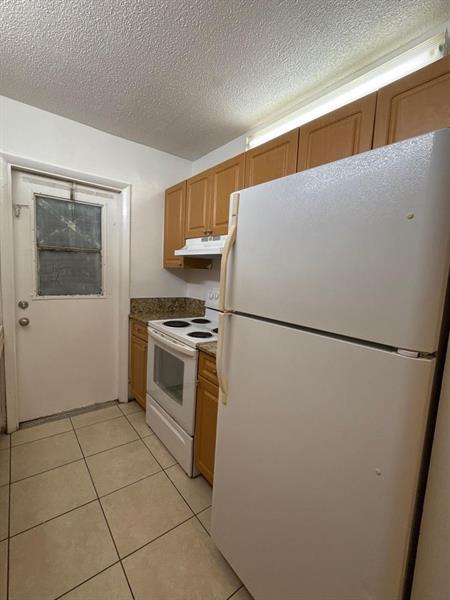 Image 6 of 14 For 471 Sunshine Dr  A1
