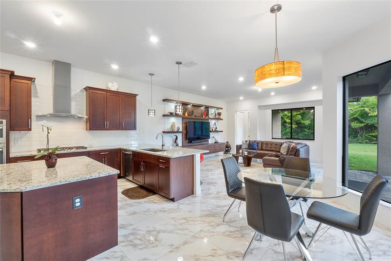 Image 15 of 82 For 10472 Cobalt Ct