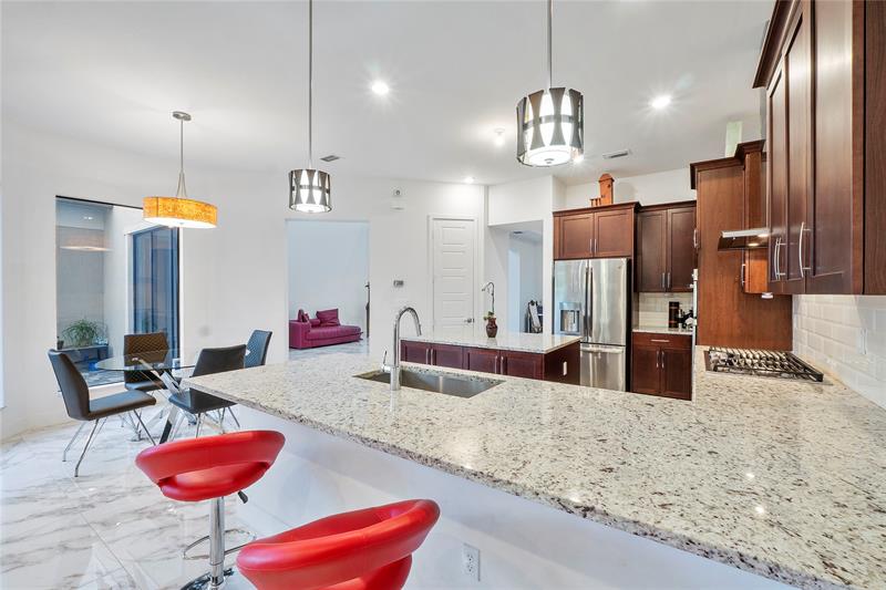 Image 16 of 82 For 10472 Cobalt Ct