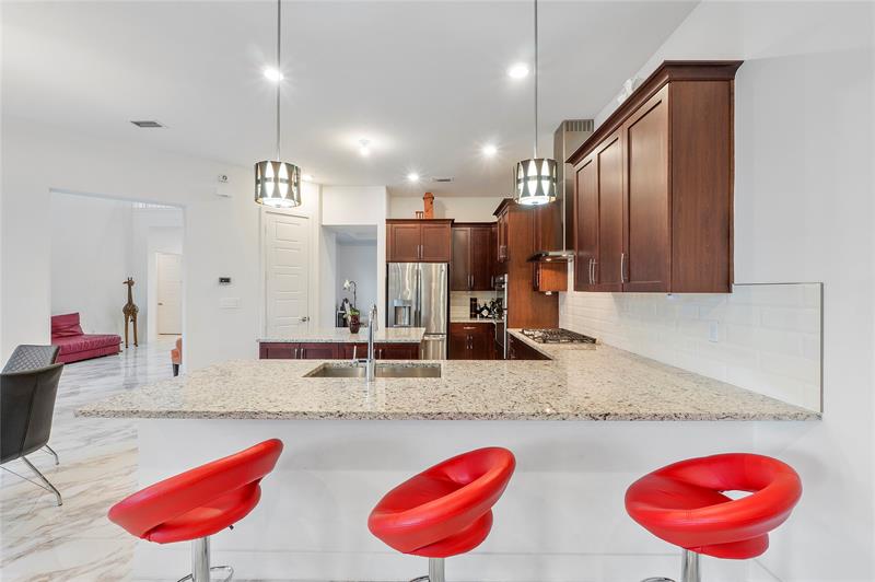 Image 18 of 82 For 10472 Cobalt Ct