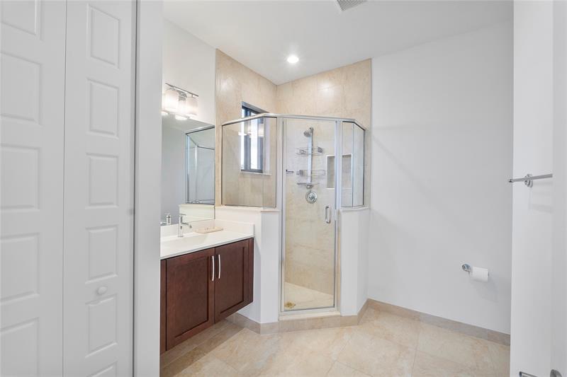 Image 38 of 82 For 10472 Cobalt Ct