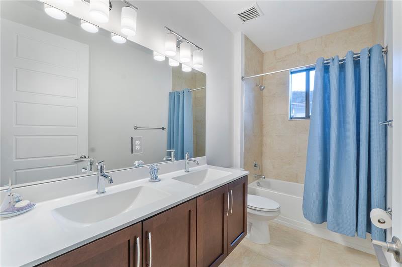 Image 59 of 82 For 10472 Cobalt Ct