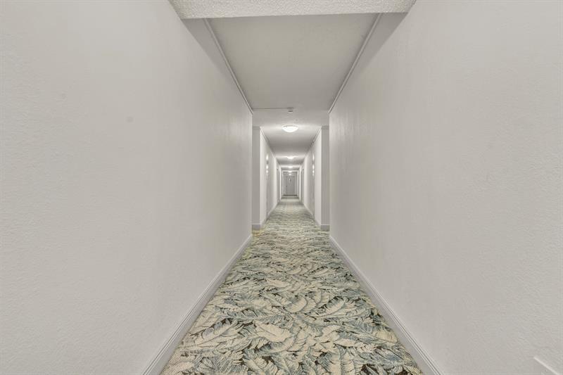 Image 45 of 63 For 11930 Bayshore Dr  404