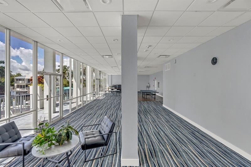Image 54 of 63 For 11930 Bayshore Dr  404