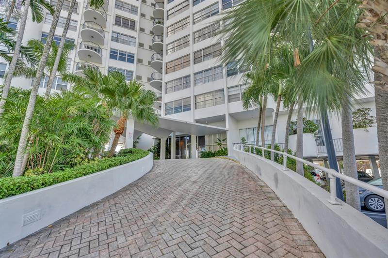 Image 56 of 63 For 11930 Bayshore Dr  404