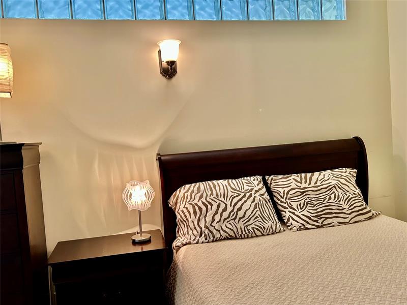 Image 18 of 30 For 3800 Galt Ocean Dr  803