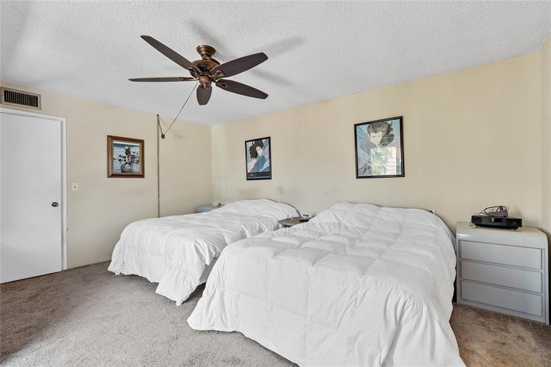 Image 19 of 39 For 581 Springdale Cir  58-a