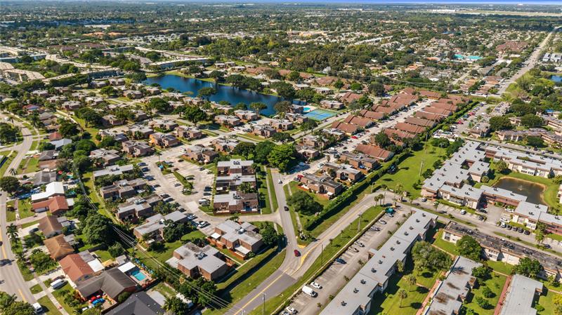 Image 30 of 39 For 581 Springdale Cir  58-a