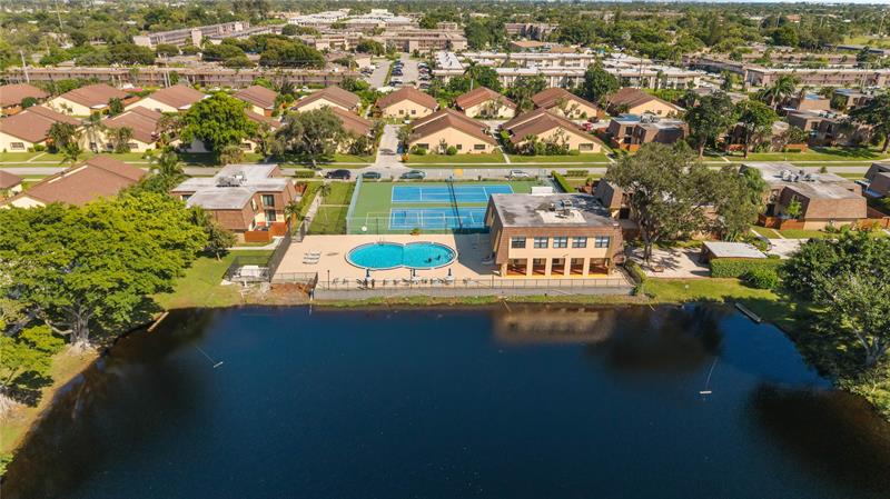 Image 32 of 39 For 581 Springdale Cir  58-a