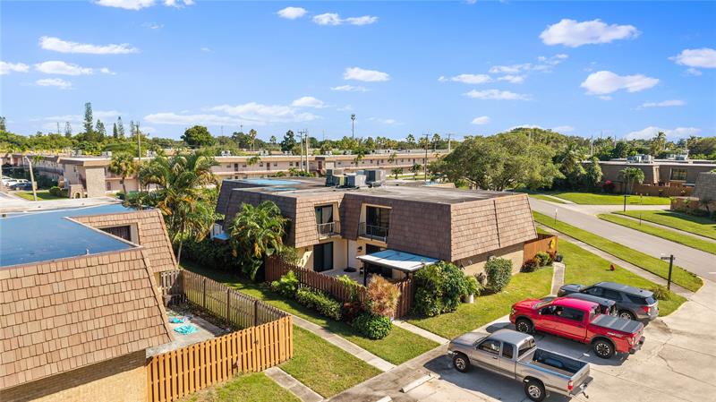 Image 37 of 39 For 581 Springdale Cir  58-a