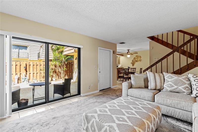 Image 5 of 39 For 581 Springdale Cir  58-a