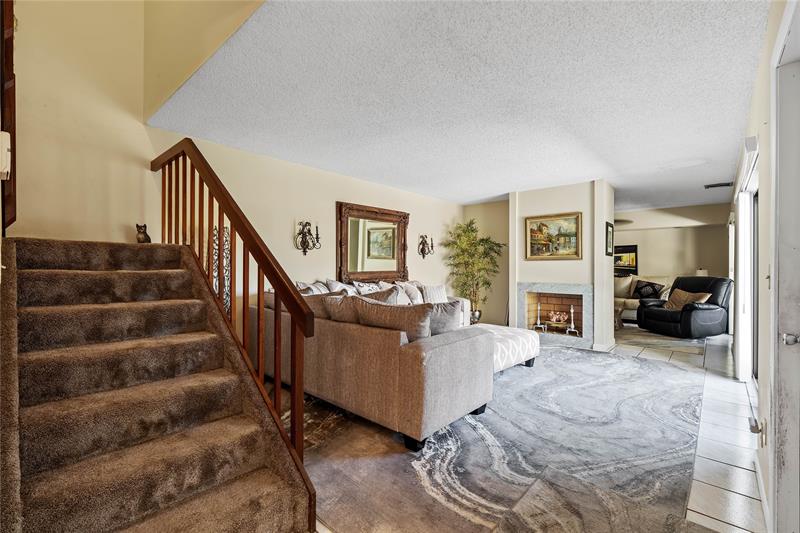 Image 8 of 39 For 581 Springdale Cir  58-a