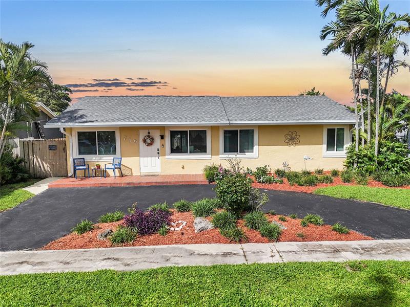 Details for 719 79th Ave, North Lauderdale, FL 33068