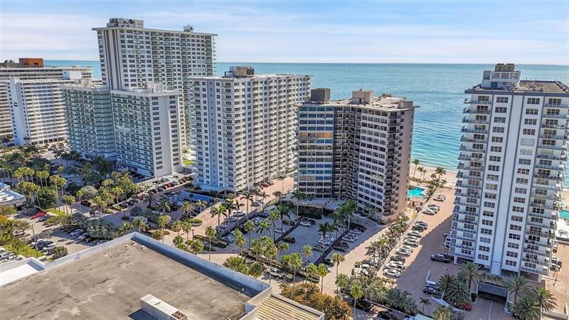 Image 10 of 27 For 3800 Galt Ocean Dr  215