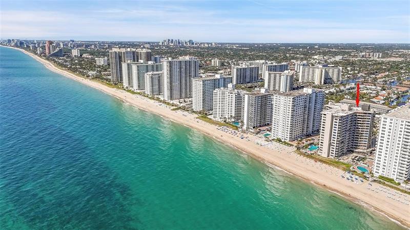 Image 3 of 27 For 3800 Galt Ocean Dr  215