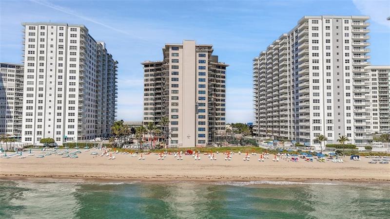 Image 8 of 27 For 3800 Galt Ocean Dr  215