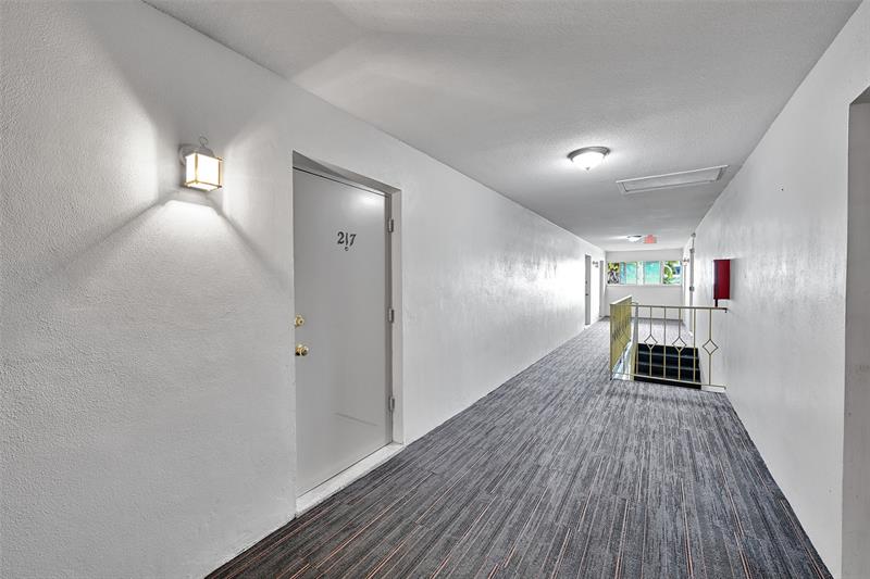 Image 14 of 42 For 2624 32nd St  217