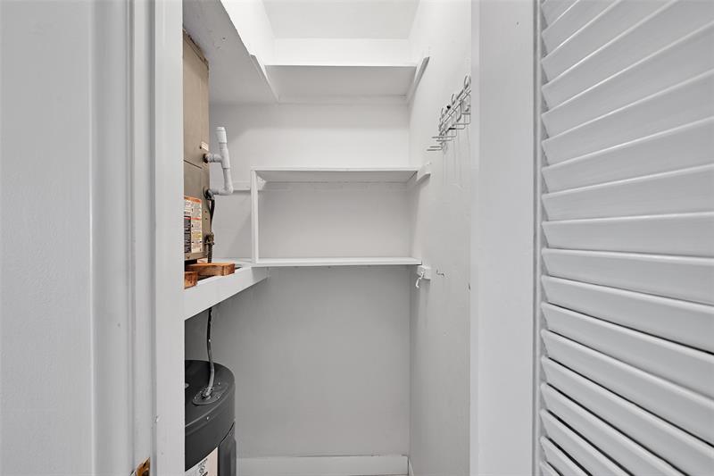 Image 20 of 42 For 2624 32nd St  217