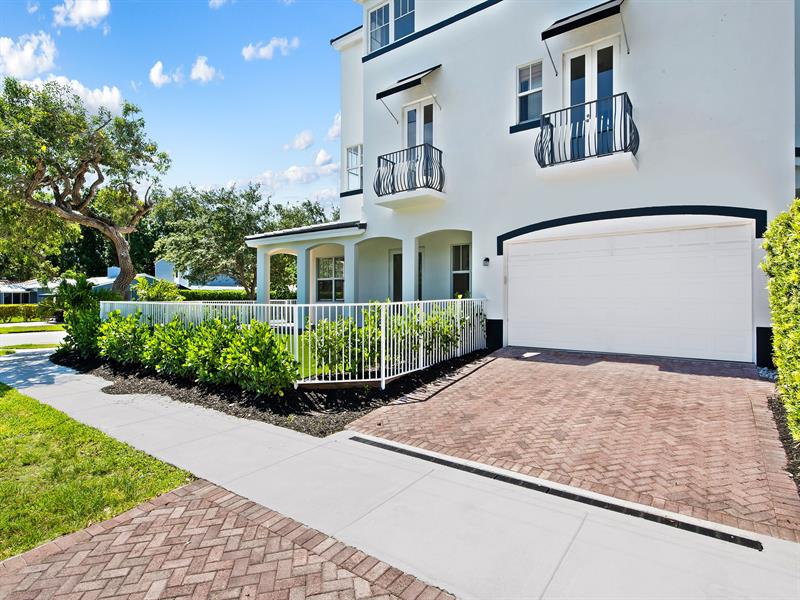 Image 21 of 37 For 802 13th Street