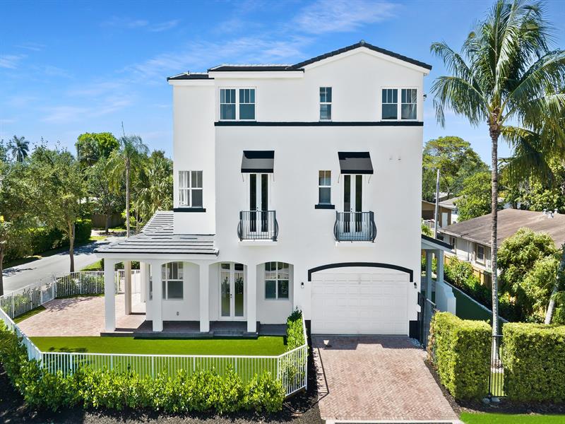 Image 3 of 37 For 802 13th Street