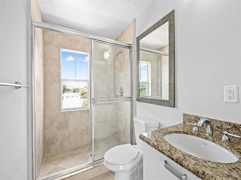 Image 34 of 37 For 802 13th Street