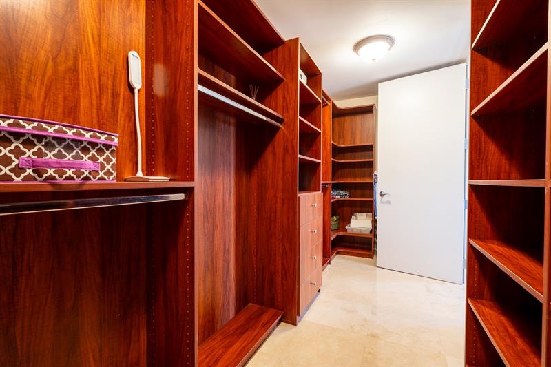 Image 15 of 32 For 2401 Ocean Blvd  403