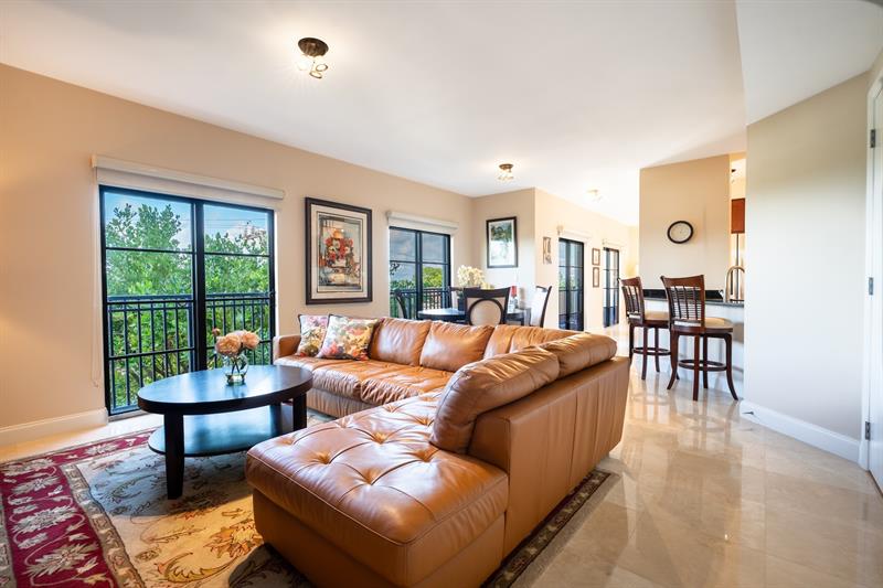Image 5 of 32 For 2401 Ocean Blvd  403