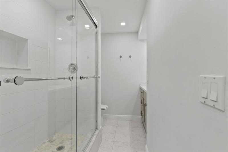 Image 36 of 47 For 500 Egret Circle  8507