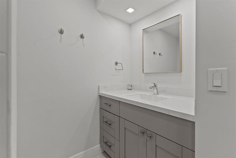 Image 37 of 47 For 500 Egret Circle  8507