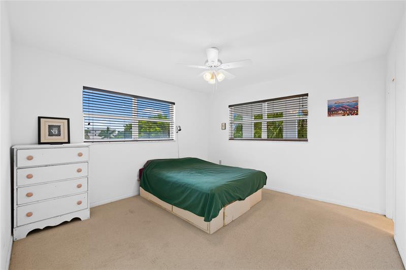 Image 12 of 32 For 2501 Ocean Blvd  301