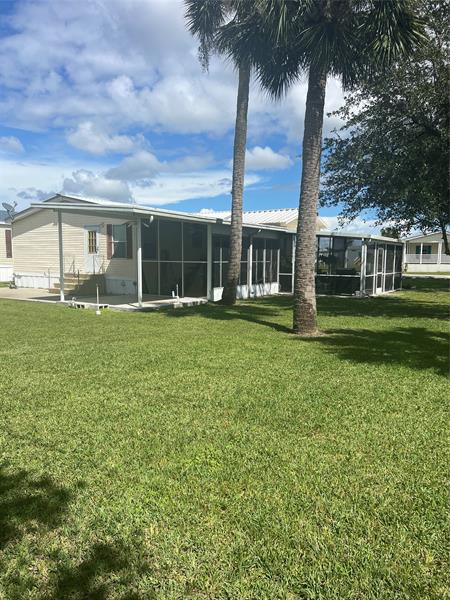 Image 3 of 20 For 913 Yacht Club Way