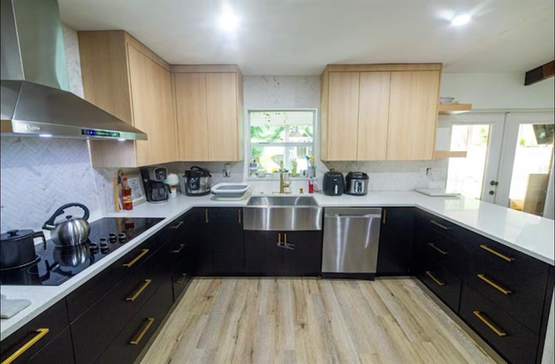 Image 4 of 15 For 9171 18th Rd