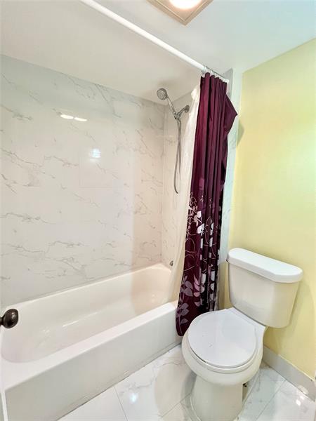 Image 14 of 27 For 700 2nd Ave  416