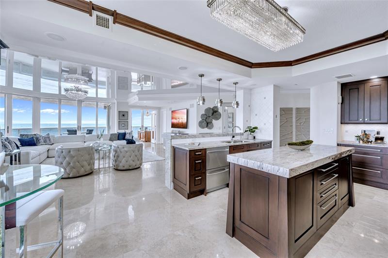 Image 6 of 42 For 3200 Ocean Blvd  309