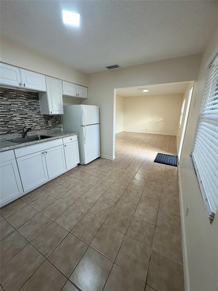 Image 4 of 12 For 3908 30th Ter 3