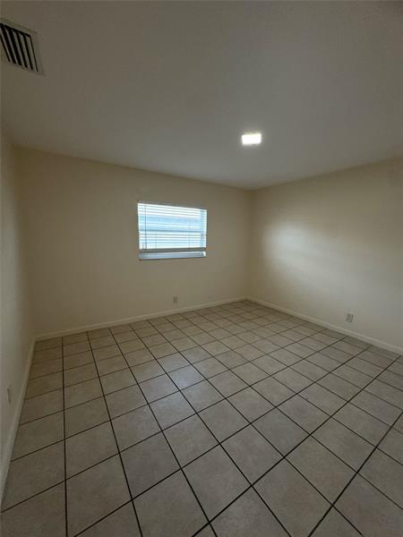 Image 7 of 12 For 3908 30th Ter 3