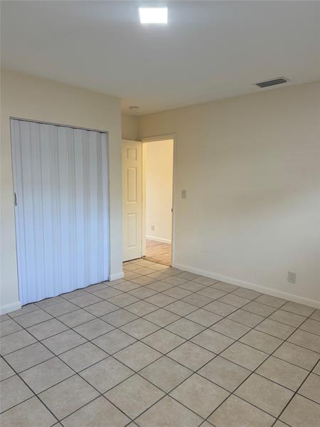 Image 8 of 12 For 3908 30th Ter 3