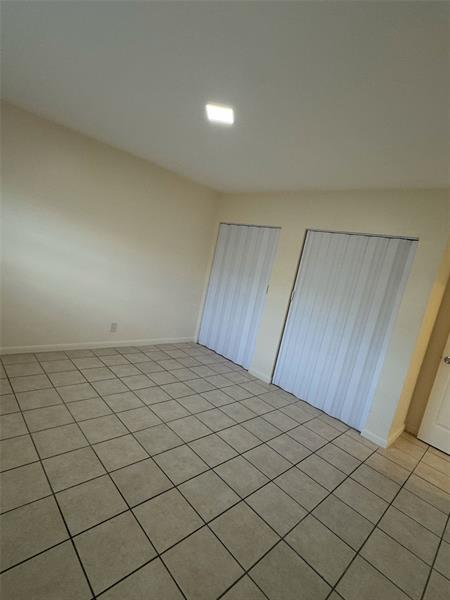 Image 9 of 12 For 3908 30th Ter 3