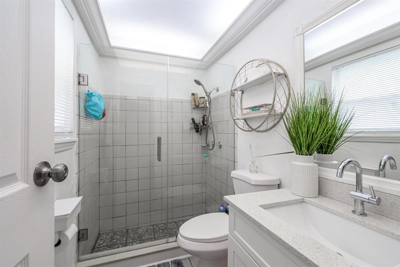 Image 32 of 36 For 9511 21st Mnr