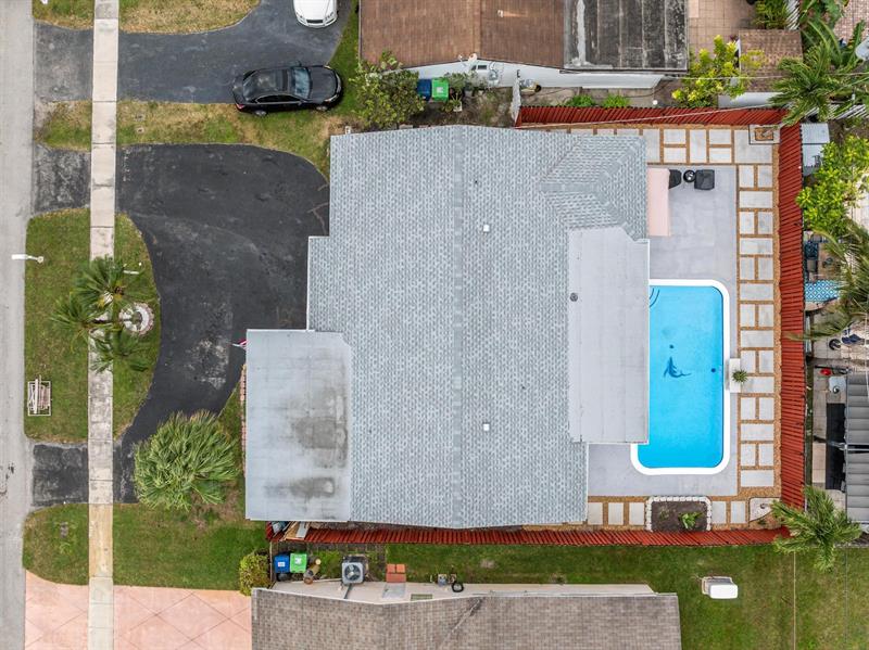 Image 7 of 36 For 9511 21st Mnr